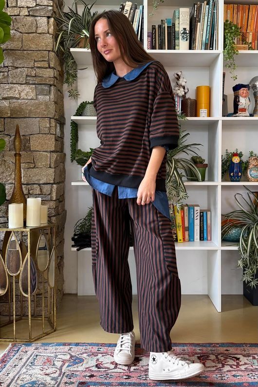 Sunday Morning Relaxed Sweatshirt Black & Chestnut